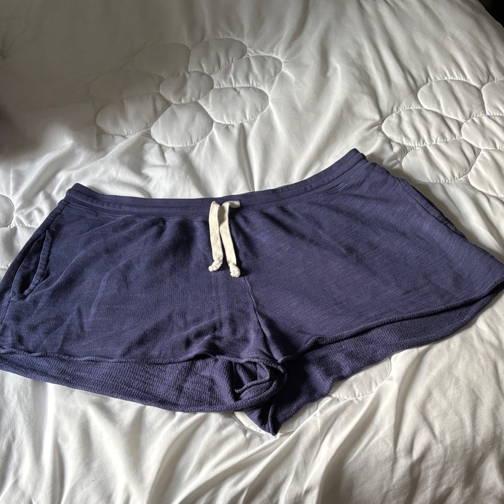 J. Crew Vintage Fleece Shorts in Navy - Picture 1 of 3